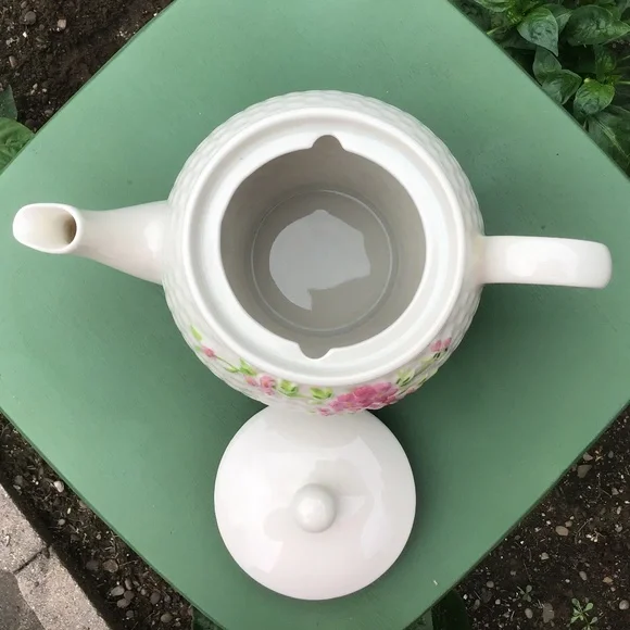Vintage 1985 Teleflora Teapot Basketweave Floral Design EUC - Picture 8 of 13